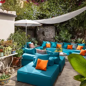 https://hotel-villa-taormina.taorminaitalyhotels.com